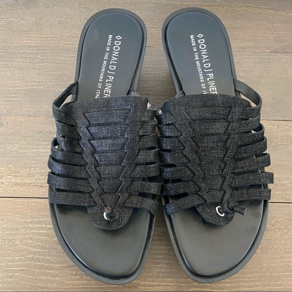 Donald J Pliner Sandals Size 8 Black Cissy Wedge
Leather Platform - Picture 5 of 12